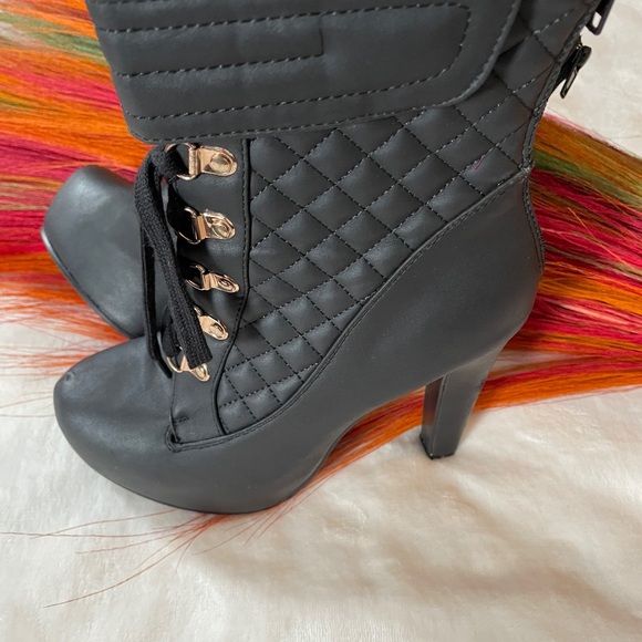 Black Booties - Picture 4 of 10